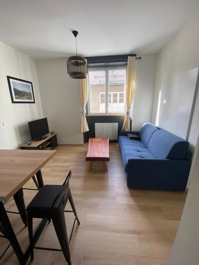 Appartement Le Cote Cour à Barcelonnette Extérieur photo